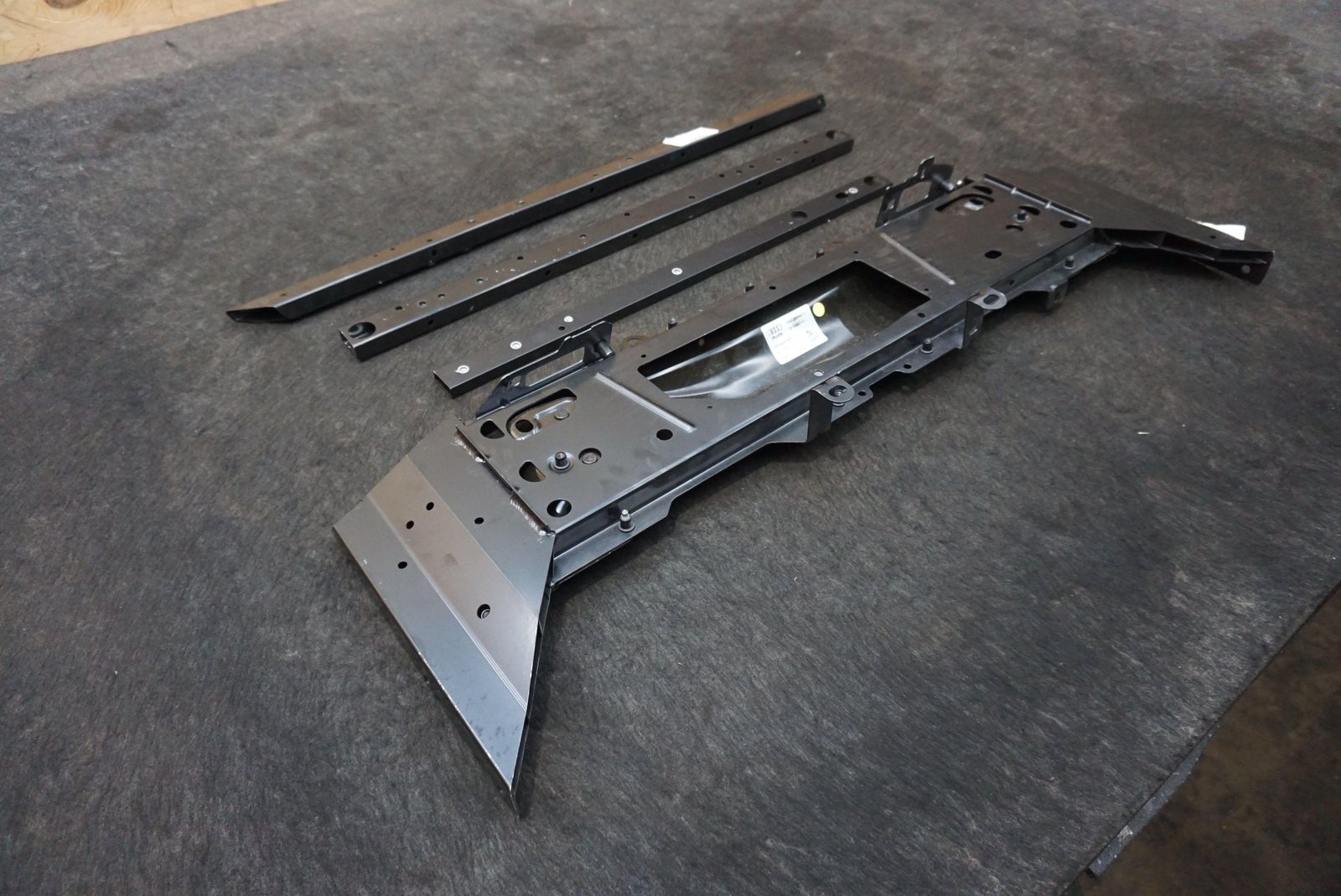 Set 4 Rear Carrier Boot Rack Support OEM 4S8813335C Audi R8 GT4 4S 2016-18