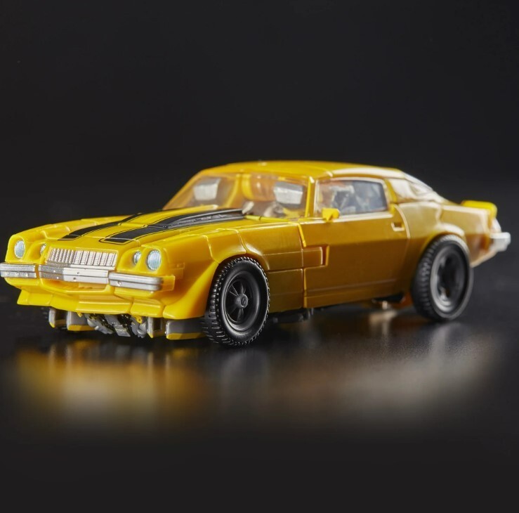 Transformers Studio Series 01 Bumblebee articulé avec décor amovible - 3