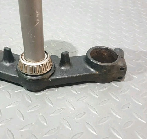 ♻️ Kawasaki ZZR 600 D ZX600 D 1990 - 1992 Bottom Yoke Lower Fork Clamp ♻️ - Picture 11 of 14