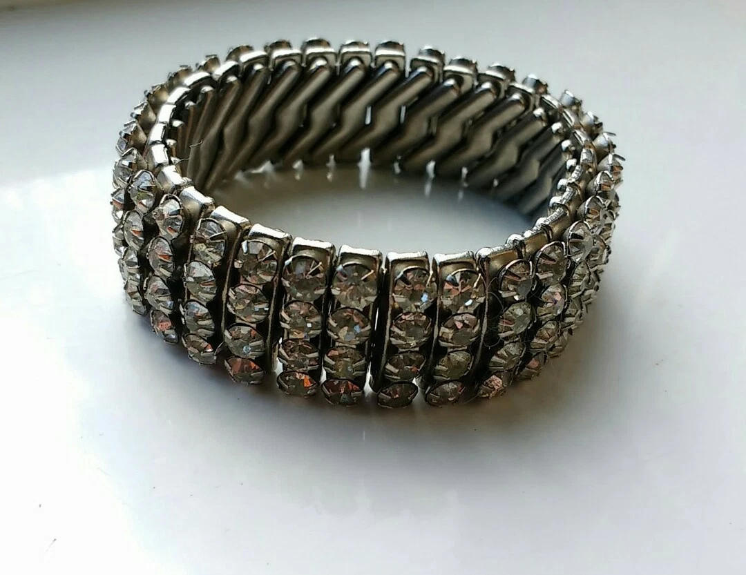 Empire bracelet shop set