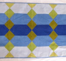 Vtg. Cannon Monticello bath towel, geometric,...
