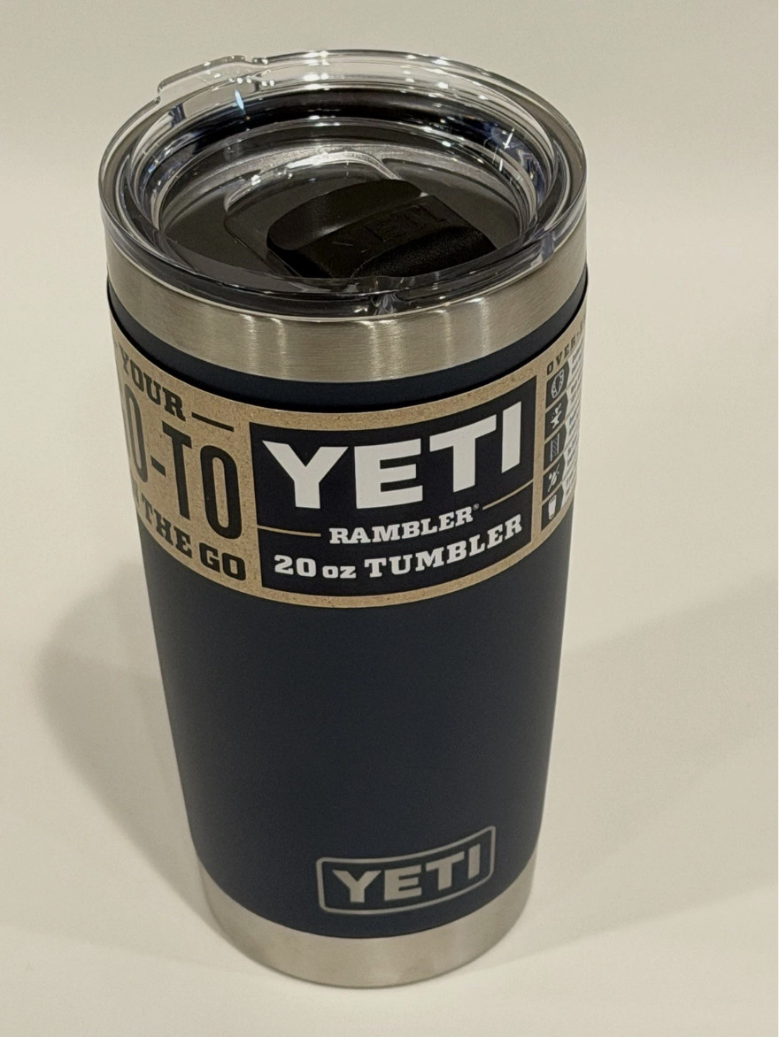 YETI® Navy 20oz Original RAMBLER® - Authentic - Mag Lid ✈️Free Fast Shipping ✈️