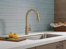Delta 9159-CZ-DST Trinsic, Pull Down Kitchen Faucet - Champagne Bronze, OPEN BOX