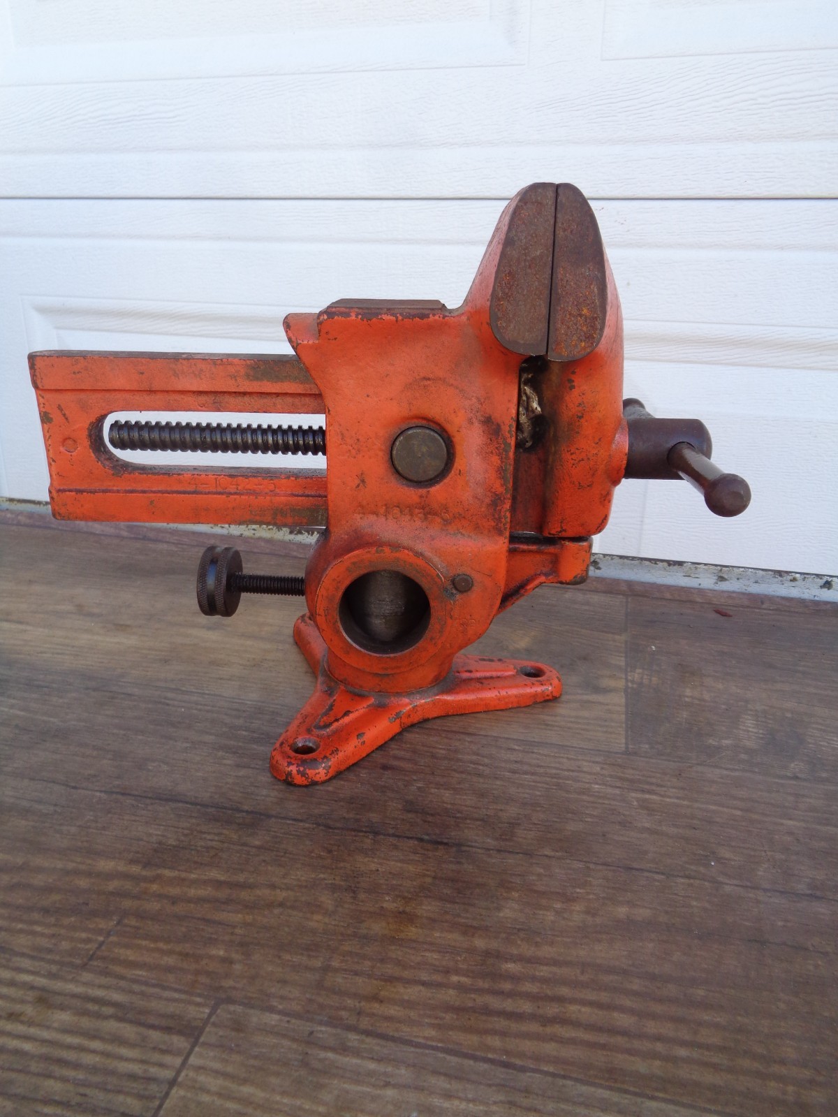 Vintage Will-Burt Versa-Vise Gunsmith Workshop Pivoting Bench Vise w/Base