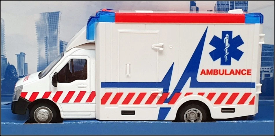 Burago Appx 15cm Long 18-32266 - Municipal Ambulance With Stretcher - White - Image 3 of 4