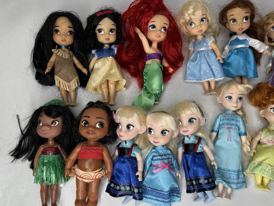 Lot Of 15  5" Disney Animators Collection Mini Dolls  + Extras Read - Image 2 of 4