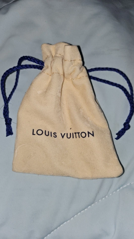 男式或女式路易威登耳环 — 第 3/4 张图片