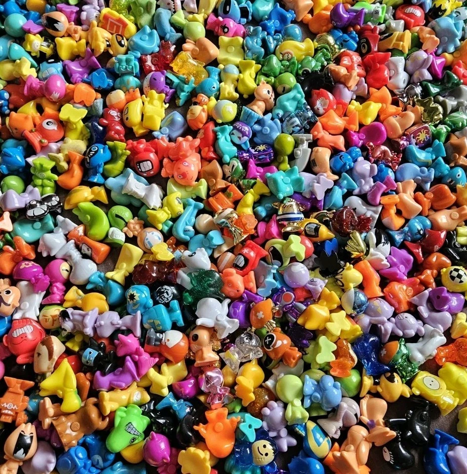 30x Gogo's Crazy Bones Modern, zufällige Figuren gemischt Mystery Konvolut. - Bild 3 von 4