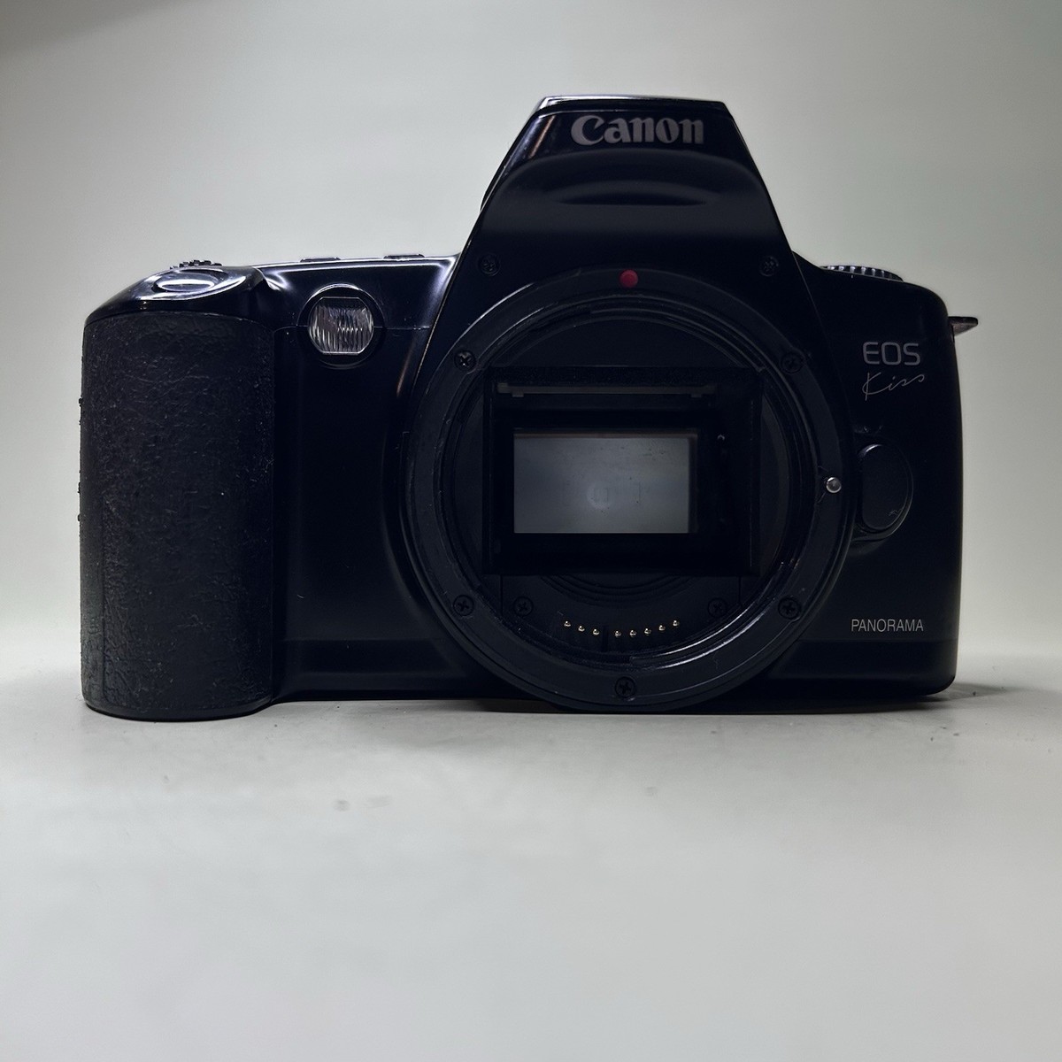 【C6759】Canon キヤノン EOS kiss 7 フィルム 一眼レフ 最新のフィルムカメラ】CANON EOS Kiss 7レビューです。機能