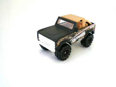 MATCHBOX * FORD BRONCO 4x4 - 1972 * SKYJACKER * THAILAND * 2006 * OHNE OVP