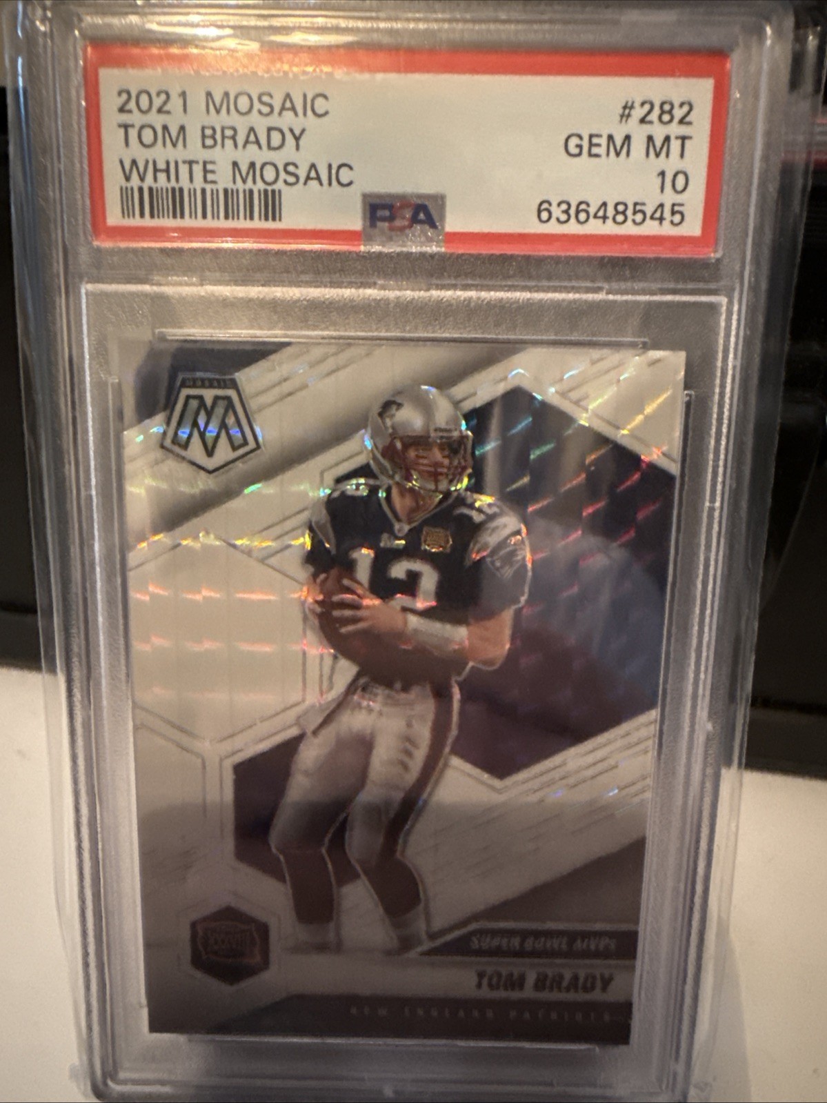 2021 Panini Mosaic - Super Bowl MVPs Tom Brady #282 White Mosaic /25 PSA 10 view 1