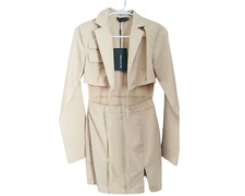 Vestido De Mujer Estilo Blazer Abierto Delante.Conjunto De Blusa Y Falda Beige.