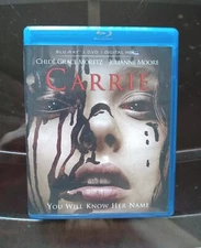 Carrie (Blu-ray/DVD, 2013) Chloe Grace Moretz, Julianne Moore, Judy Greer