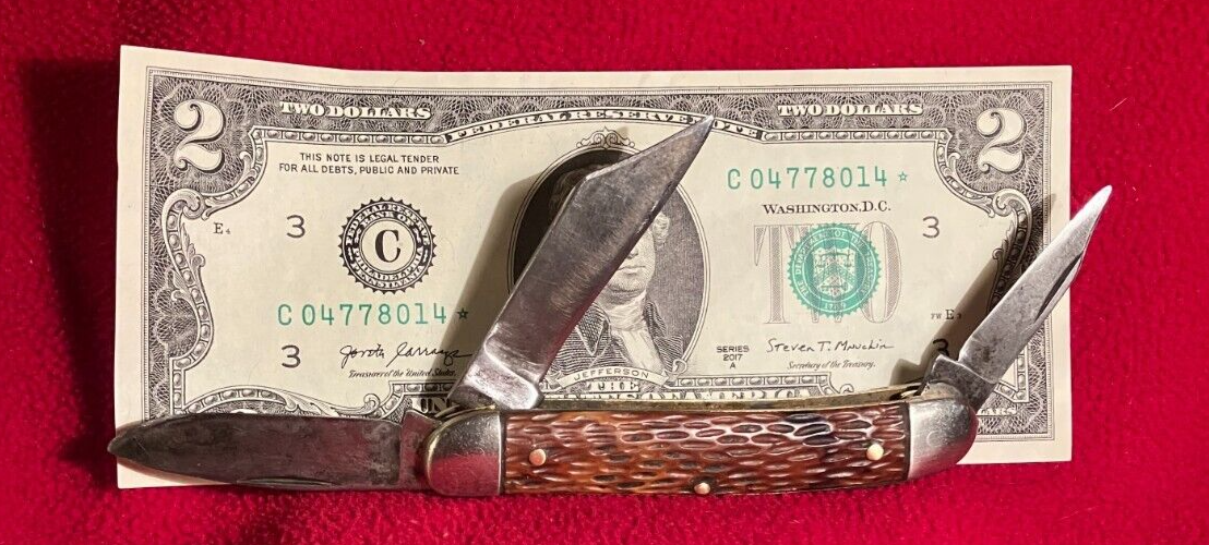 Pocketknife, three blade, vintage; For its age.... condition
