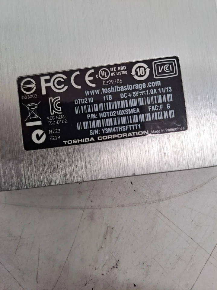 Lot of 3 Toshiba 1 TB external Hard Drive different Model check the description - Imagem 2 de 4