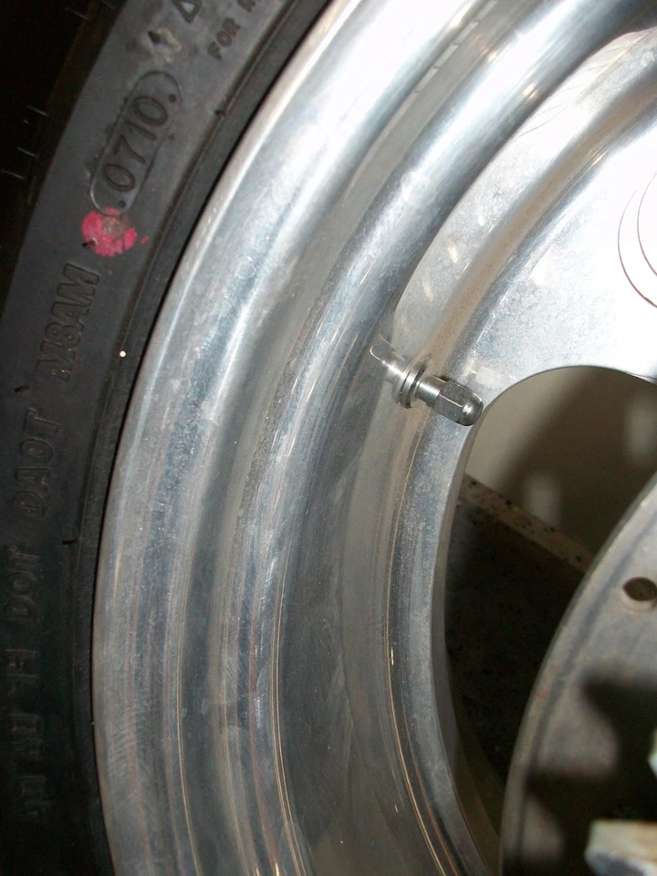 Xtreme Machine 18x8,5" Pulido Llanta Trasera Rueda Rotor Piñón Personalizado War Eagle Foto 4 de 4