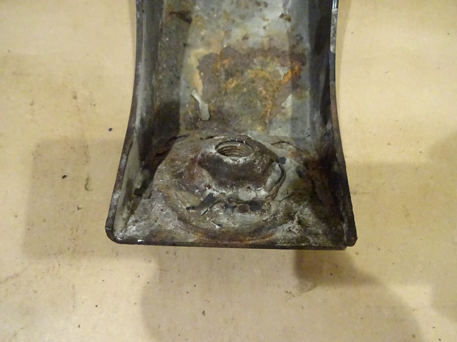 Lamborghini Diablo - Engine Mount/Support -P/N 001835941