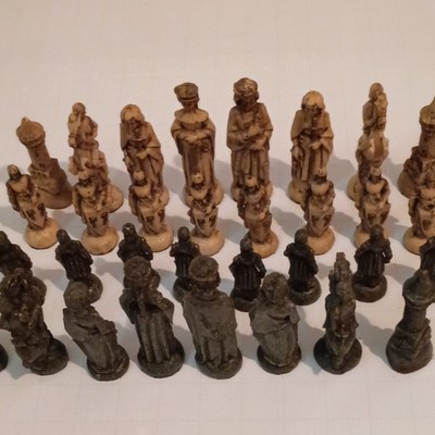 Vintage Carved Figural Chess Piece Set Medieval/Royal Theme Tan & Black