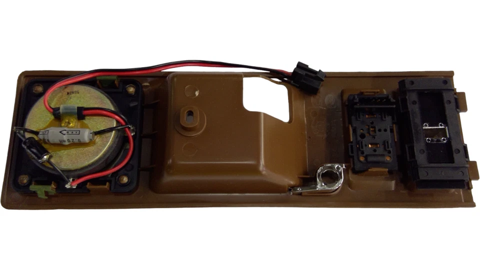 SE ADAPTA A 93-96 CADILLAC FLEETWOOD MANGO BISEL 10261578 - NUEVO OEM Foto 2 de 2