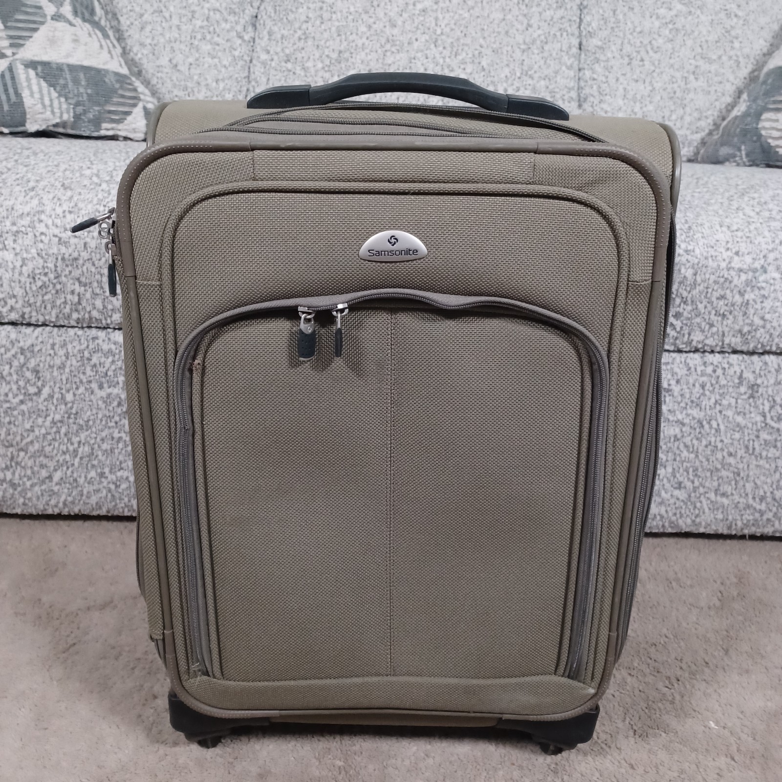 Samsonite Aspire Lite 121 Carry On Spinner Luggage Suitcase 