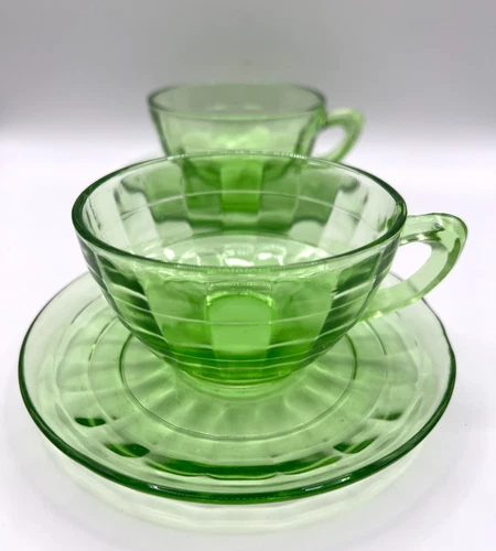 Set of 2 Vintage Uranium Glow Depression Vaseline Glass Green Tea Cups & Saucers