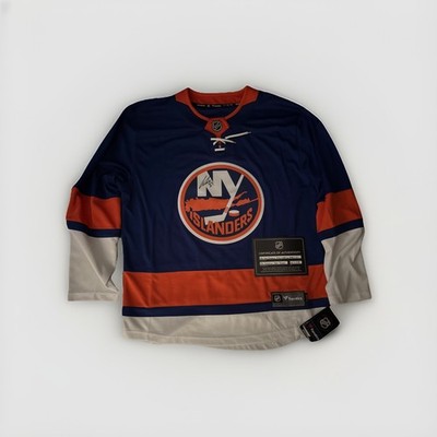 New York Islanders Fanatics Breakaway Home Jersey signed by Anders Lee Authentic
