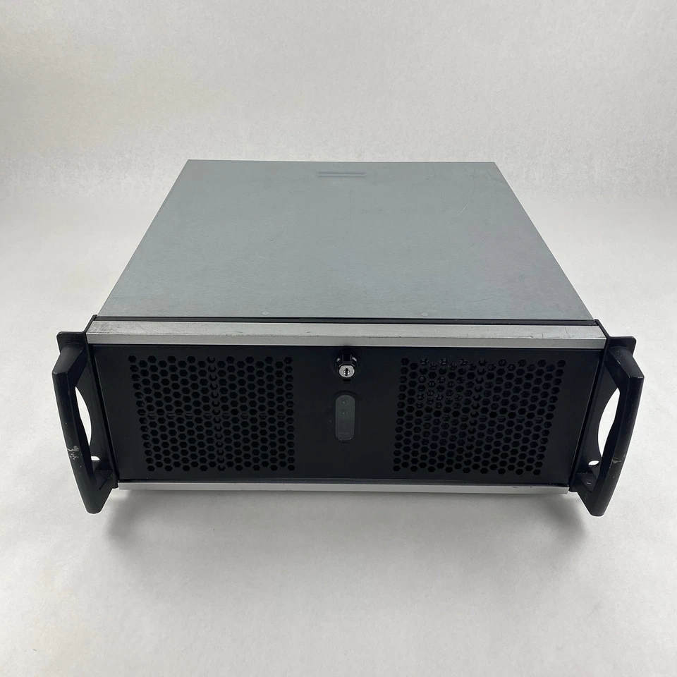 Chenbro RM42300 4U Rackmount Industrial Server Chassis Barebones - Image 2 of 4
