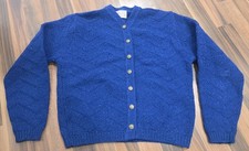 Vintage Pendleton 100 Virgin Wool Blue Button Cardigan Size Medium Gold Buttons
