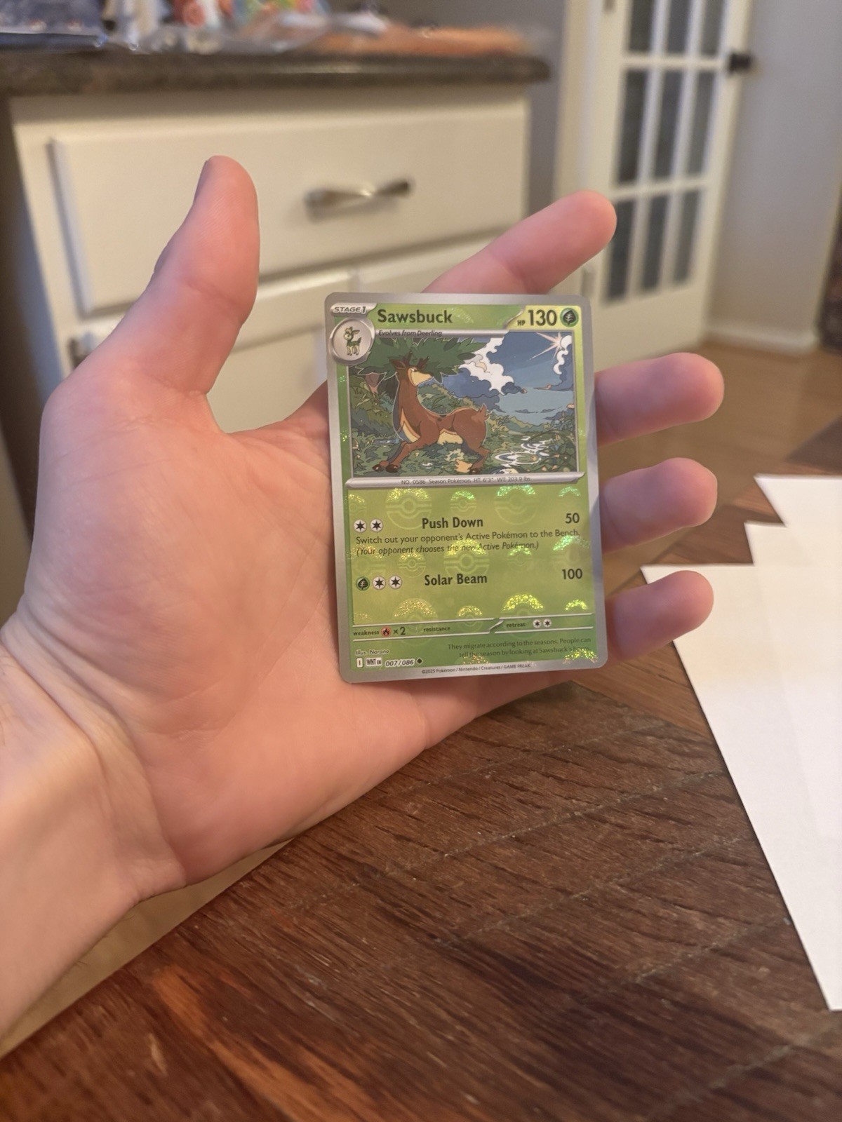 Sawsbuck White Flare Pokeball Holo Pattern 007/086 NM Condition