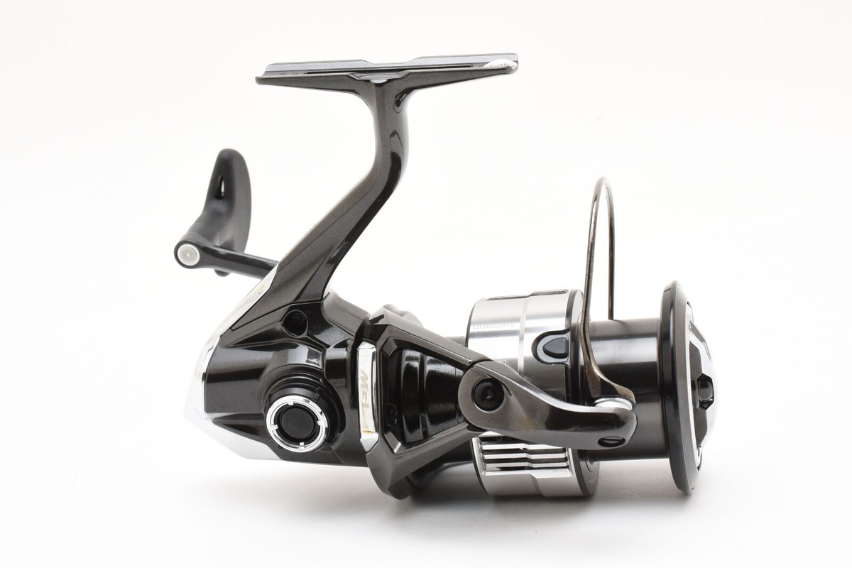 Shimano 23 Vanquish 4000XG Spinning Reel Near Mint From JAPAN