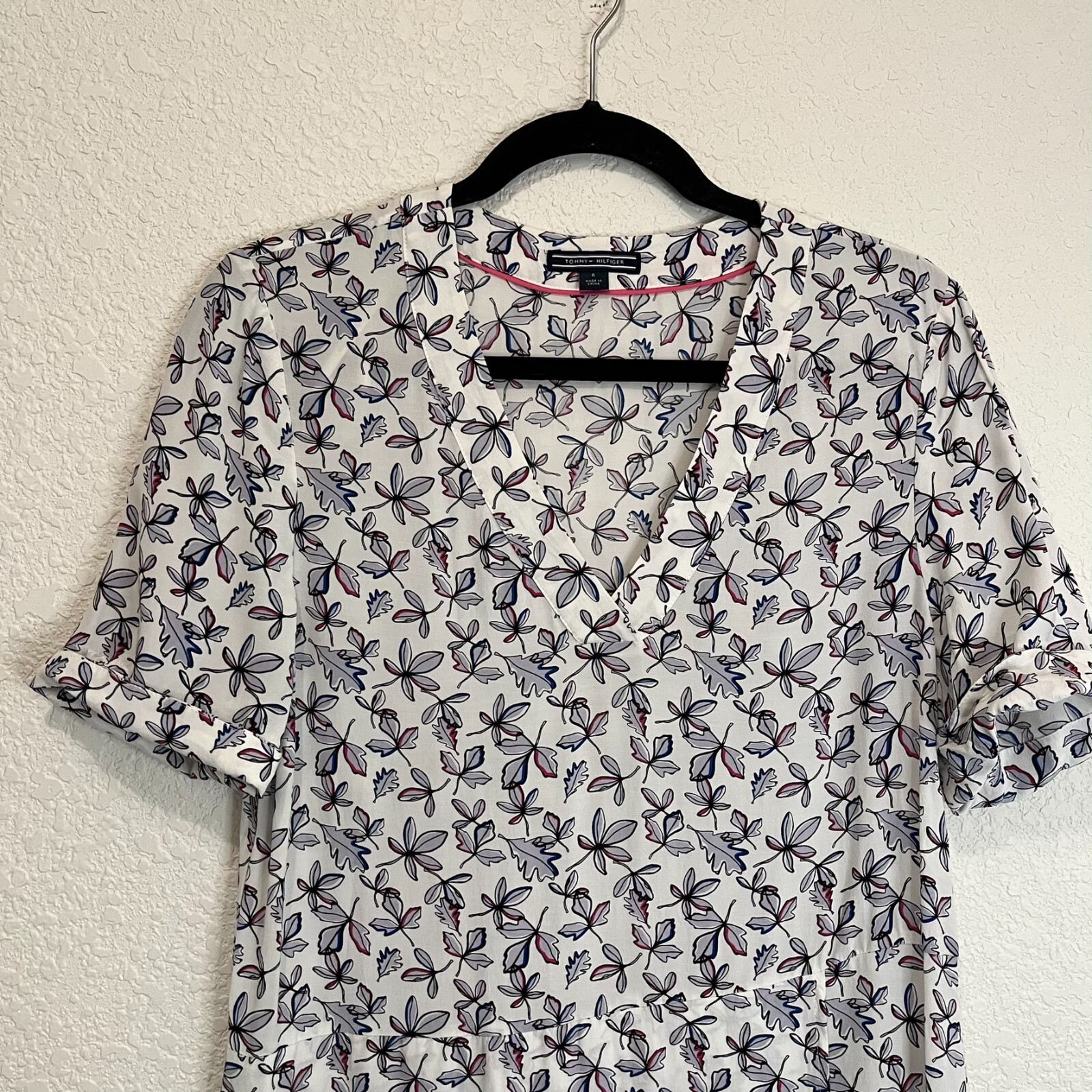 Tommy Hilfiger V Neck Faux Wrap Floral White Navy Pink Viscose Dress Womens Sz 6 thumbnail 2
