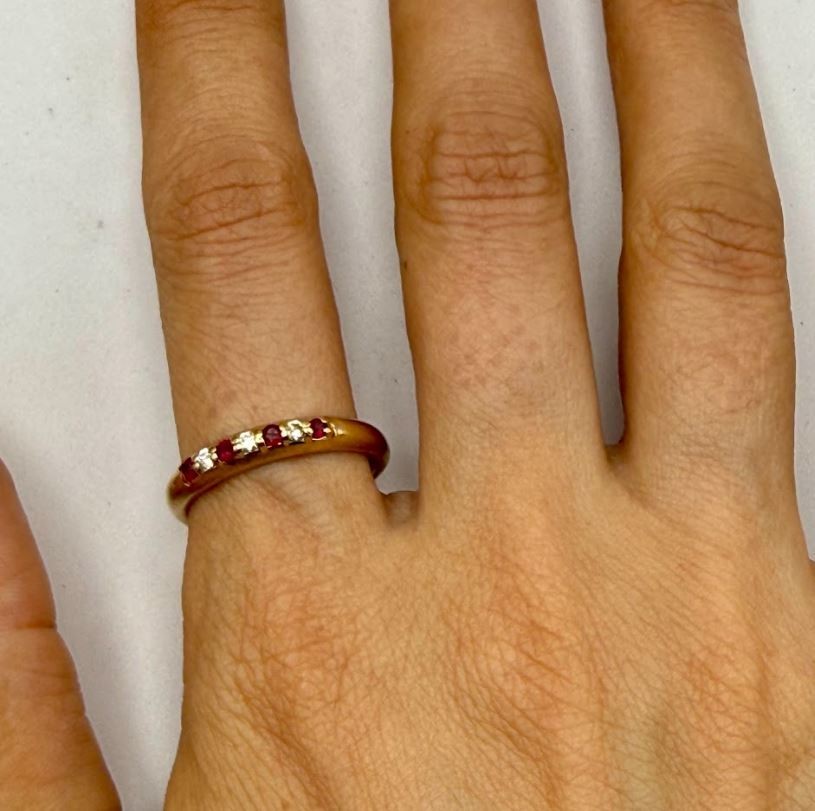 Vintage 9k Solid Yellow Gold Ruby Diamond Band Ri… - image 8