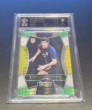2016-17 Panini Select Soccer Mezzanine Rookie Card Christian Pulisic Tri Colour 