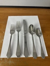 Lenox ABILENE Stainless 18/10 Glossy Flatware 5 Piece Place Setting