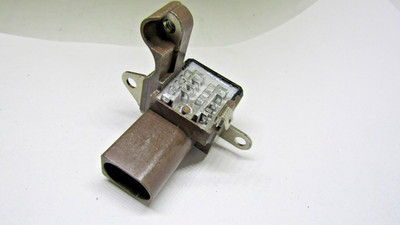 Alternator Voltage Regulator DENSO 126600-3570 LAND ROVER 3570