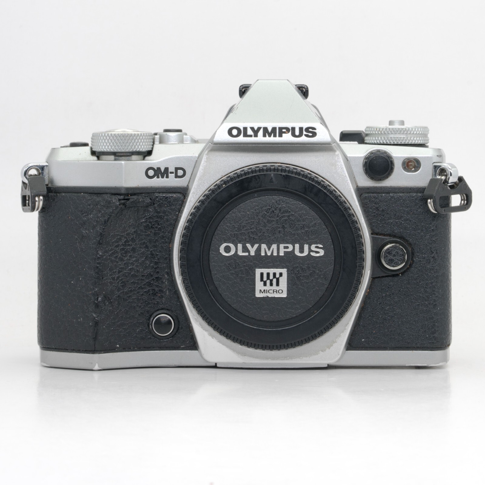 Olympus OM-D E-M5 Mark II 16.1MP Digital Camera - Silver (Body