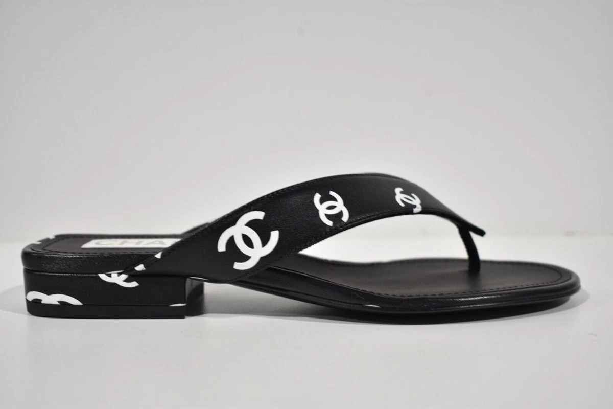 Chanel 22S Black White Printed Lambskin CC Logo Thong Flat Flip Flop Sandal  38