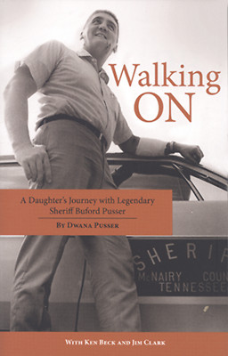 NEW Pelican Publishing Walking On,  9781455618897  Trade Paperback