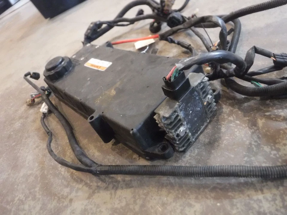 2002-04 YAMAHA FX 140 CRUISER 1000 COMPLETE ELECTRICAL BOX W/ ECU 60E-8591A-11-0 - Image 4 of 4