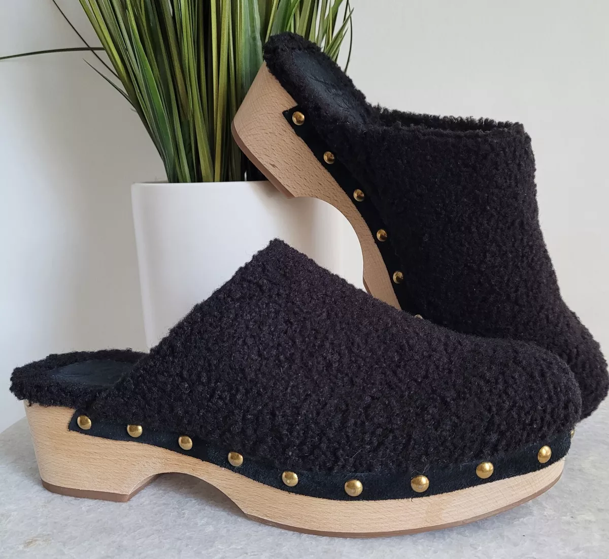 J Crew Faux Fur Sherpa Black Wooden Clogs Shoes Women Size 9.5