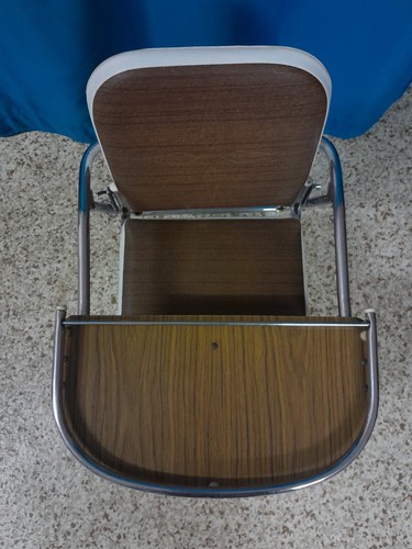 VINTAGE MID CENTURY METAL CHILD Booster Seat RETRO VINYL CHROME FOLDING 70/80s - Picture 8 of 10
