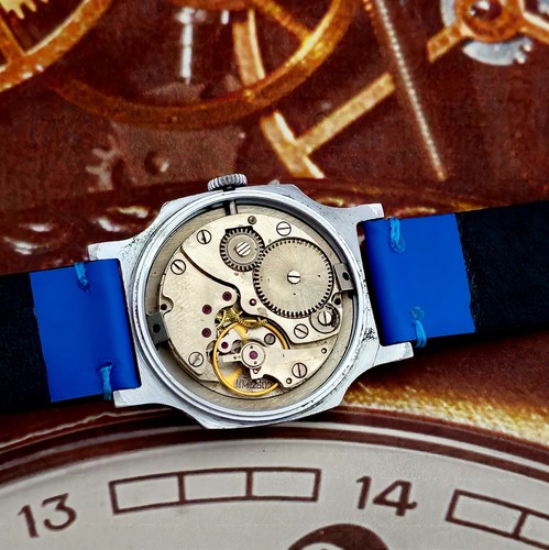 Watch USSR Pobeda 15 Jewels Soviet Vintage Mechanical Wristwatch Zim 2602 - Picture 3 of 22