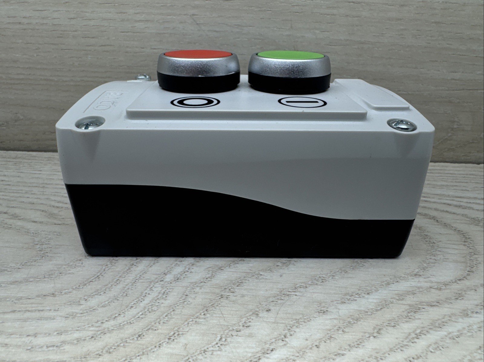 Baco Controls LBX20120 22mm Control Station Green/Red Pushbutton MFGD