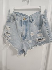 Shein Distressed Women's Jean Shorts Size Medium US 6 Light Wash Denim Shorts