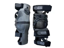 Mobius X8 Pair Knee Braces X-Large Storm Grey Dirt Bike MX ATV - OPEN BOX ITEM -