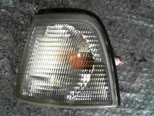 Clignotant Audi 80