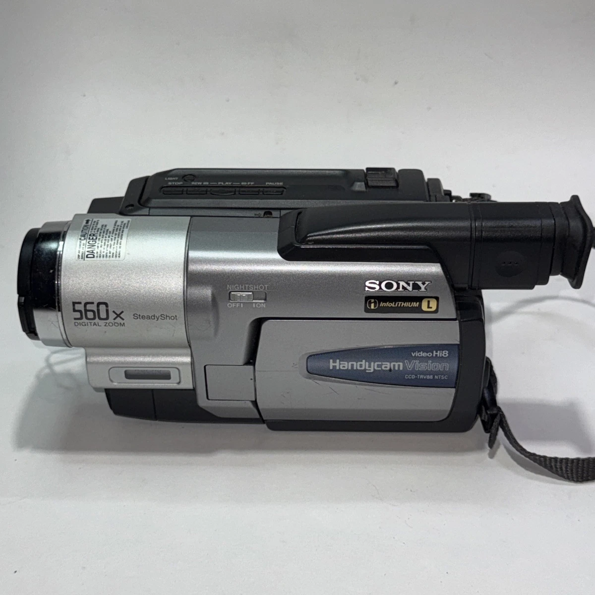 Preços baixos em Filmadoras de Vídeo 8 Sony Handycam 560x Zoom