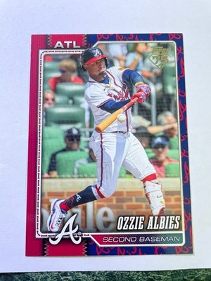 2026 Topps Series Two Ozzie Albies #568 Team Color Variation Border Parallel SP