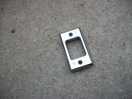 1970-1978 Corvette NICE Seat Back Lock Button Release Chrome Bezel GM # 3972597 - Imagen 2 de 3