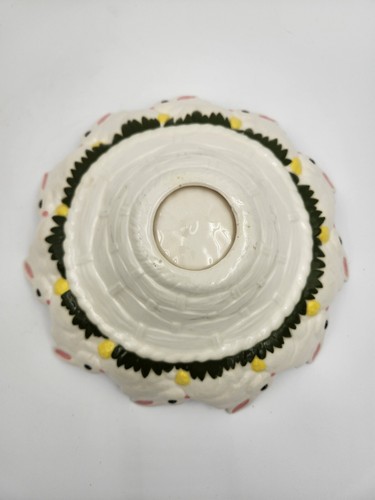 Easter Handpainted Ceramic Bunny Rabbit edge Basket Dish Set of 2 yellow white - Picture 6 of 6
